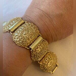 Lisa Vintage Chunky Textured Gold Tone Panel Bracelet